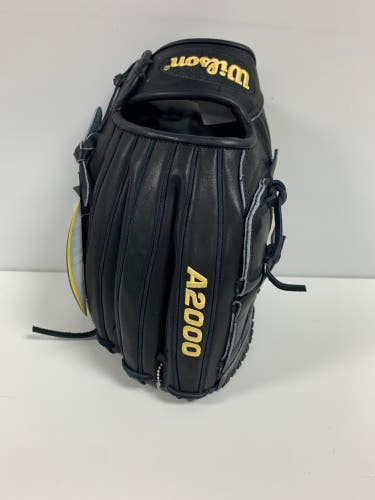 New Wilson Left Hand Throw Pitcher's Clayton Kershaw A2000 Baseball Glove 11.75" - Brand New