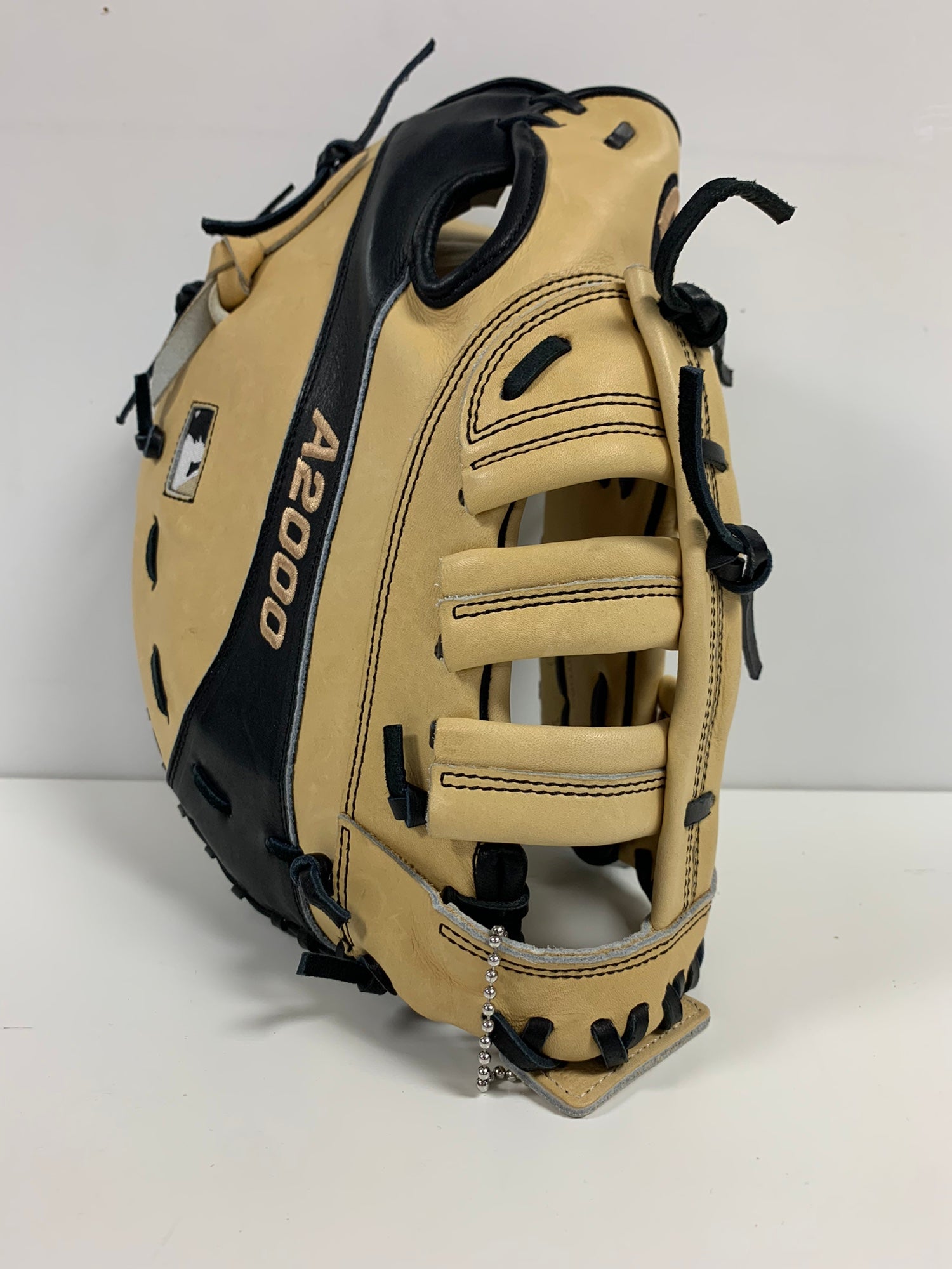 Details about   Wilson 1st Base Left Hand A2840 12" Pro Scoop Grip Tite Leather Baseball Glove 