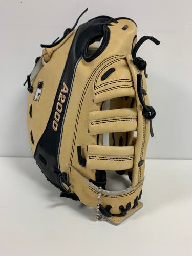 New Wilson Left Hand Throw First Base A2000 Baseball Glove 12" - Brand New!!!
