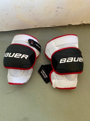 Bauer Goalie Knee Protectors