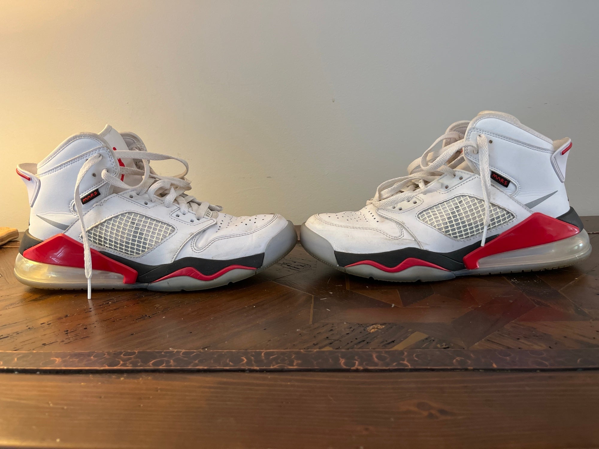 Air Jordan Mars 270 Basketball Shoes 