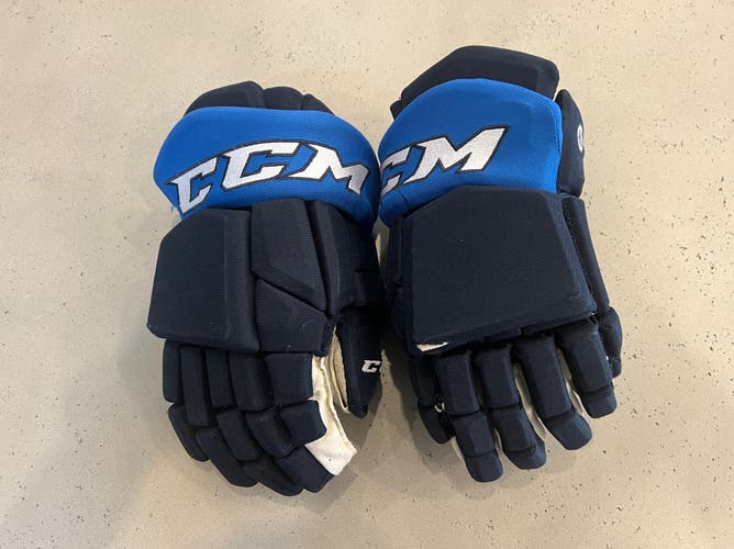 Used CCM HGTKPP 13" gloves " Pro Stock. (G5)