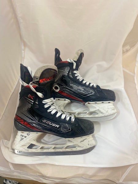 Used Bauer Regular Width Size 6 Vapor 2X Hockey Skates