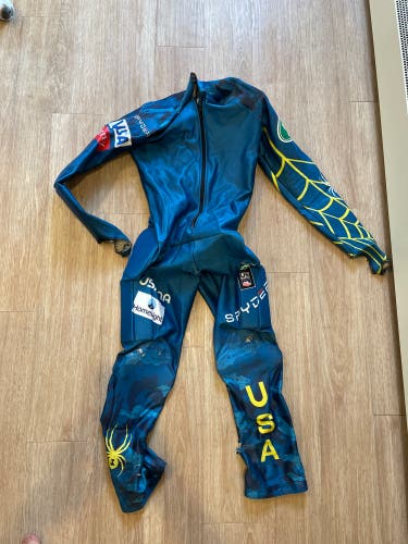 Used Large Spyder Ski Suit