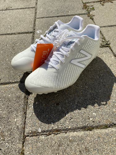New Balance Burn X Low Cleats