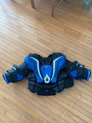 Used Medium Vaughn Velocity V6 Goalie Chest Protector