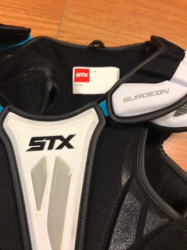 Used Large STX Surgeon 700 Shoulder Pads