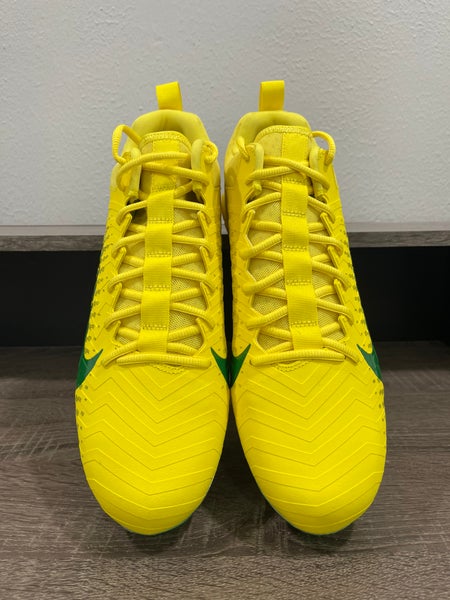 PROMO SAMPLE Nike Oregon Ducks Alpha Menace Pro 2 Low Football Cleats Mens  Sz 13 | SidelineSwap