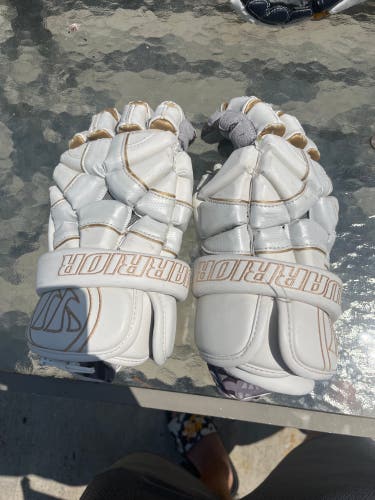 Used Player's Warrior 13" Macdaddy Lacrosse Gloves