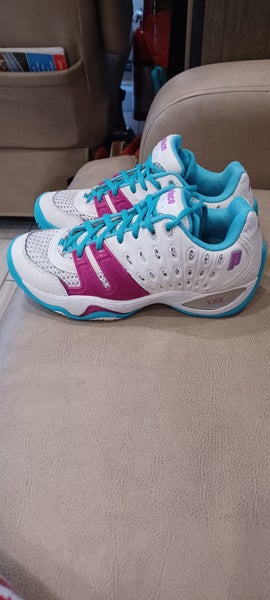 Like new Women's Size 6.0 (Women's 6.0) Prince T22 Tennis Shoes