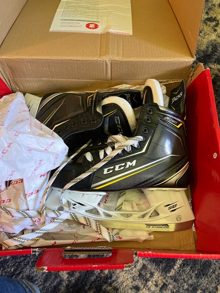 Senior CCM Tacks 9080 Hockey Skates