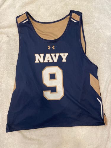 Navy Blue and Gold Pinnie