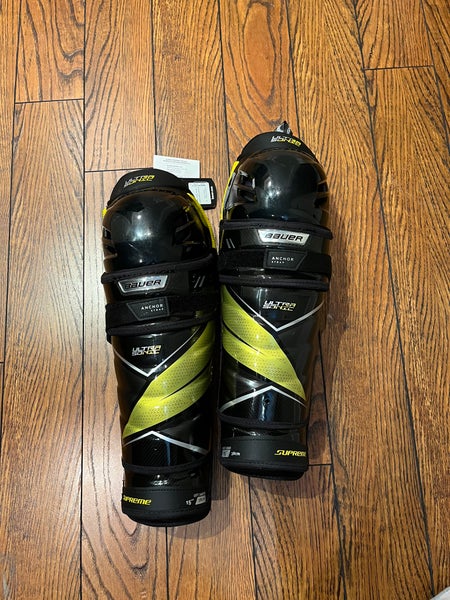 Bauer Supreme ultrasonic Shin Pads