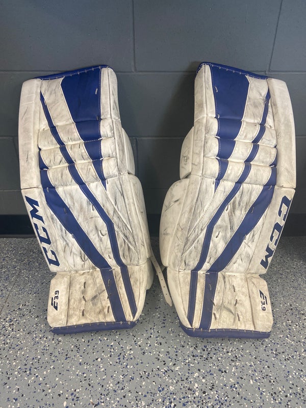 Ccm E3.9 Goalie Leg Pads 29+1 Wht/Blu/Red – Sports Replay - Sports  Excellence