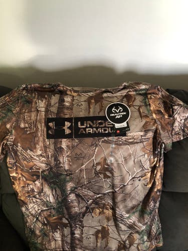 New XL Under Armour Shirt