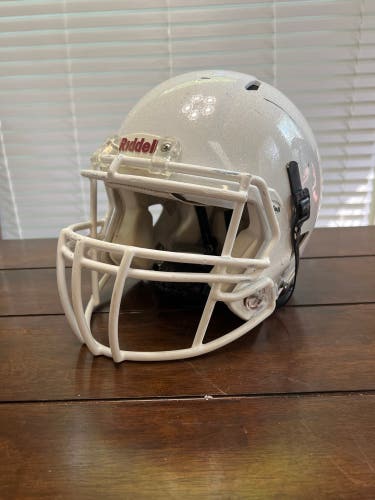 Football Helmet- Riddell Speed- Medium- White