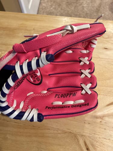 Right Hand Throw 9" Softball Glove