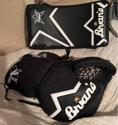 Brian’s vintage outlaw mitts “NEW”