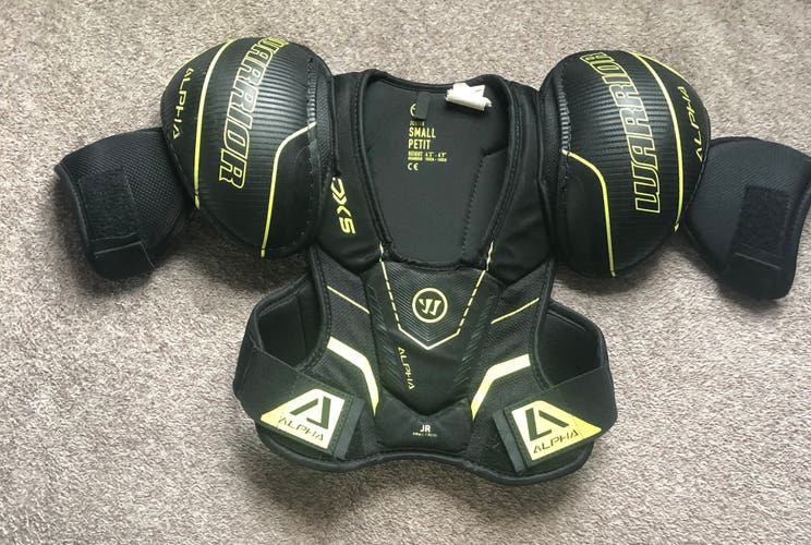Junior Small Warrior  Alpha QX5 Shoulder Pads