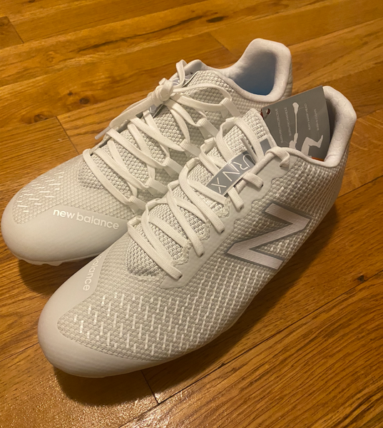 White New Men's Size 10 New Balance Low Cut Cleats