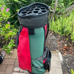 Golf bag with Club dividers  By Bennington