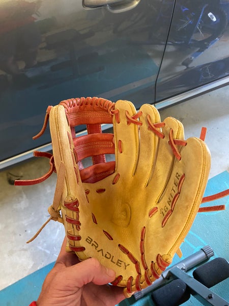 11.5” Bradley Youth Baseball Glove | RHT