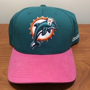 Miami Dolphins Hat Baseball Cap Fitted NFL Football L XL Breast Cancer Reebok