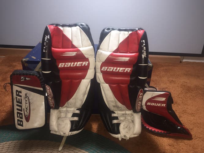 Used 32" Bauer Regular Supreme SR Goalie Full Set
