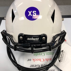 New XS Schutt Vengeance A11 Helmet