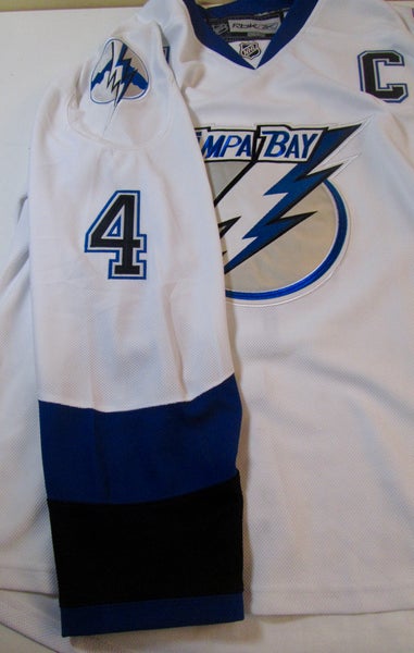 VINTAGE LIGHTNING VINCENT LECAVALIER #4 HOCKEY JERSEY GENTLY PREOWNED SIZE  52