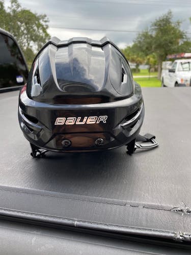 Used Large Bauer Re-Akt 95 Helmet