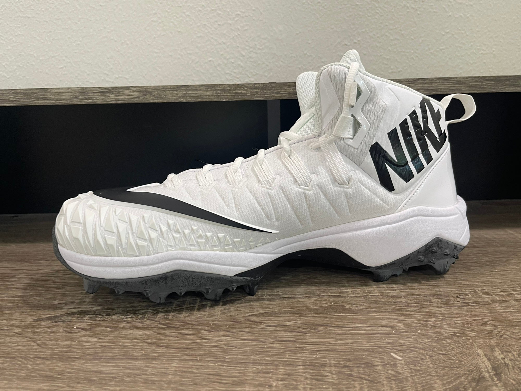 PE Oregon Ducks Men’s Size 14 WIDE Nike FORCE SAVAGE PRO SHARK Rubber Cleats