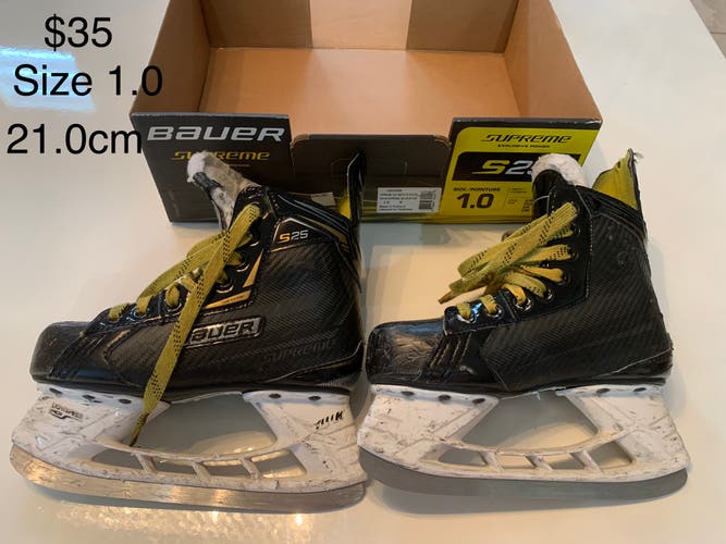 Junior Used Bauer Supreme S25 Hockey Skates Size 1