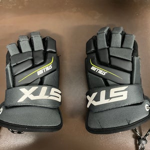 Used Player's STX 9" Stallion 200 Lacrosse Gloves