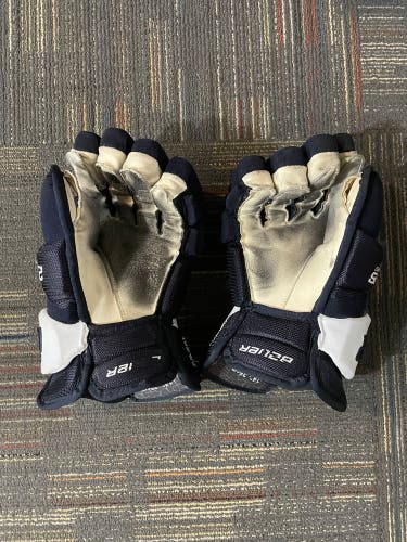 Used Bauer supreme 2s pro size 14 Toews hockey gloves