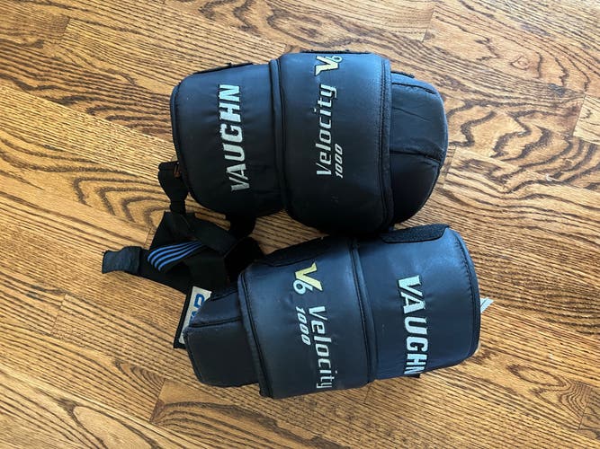 Vaughn Knee Pads Senior