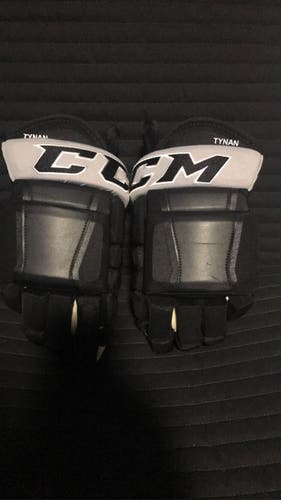 LA kings CCM HG97 Gloves