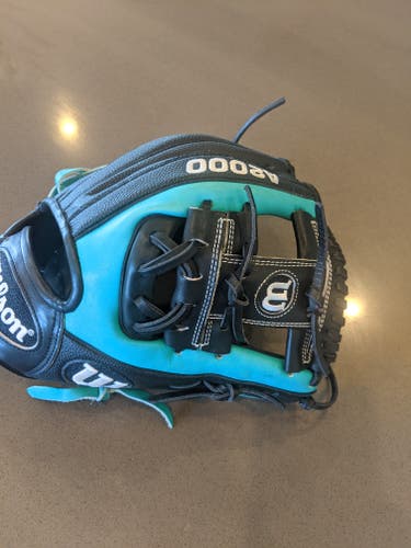 Robinson Cano model A2000 Baseball Glove 11.5"