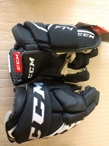 New CCM Jetspeed FT4 Gloves 10"