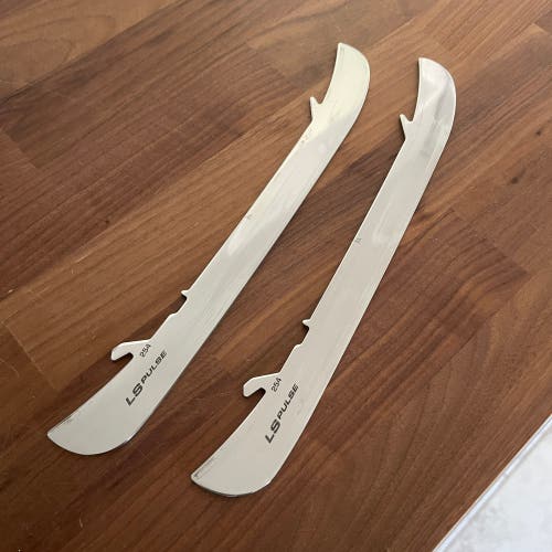 Bauer Tuuk Lightspeed Pulse Edge Runner - Senior