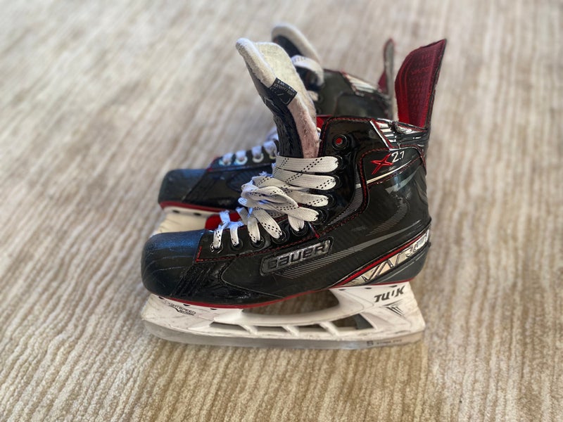Size 7 Bauer X2.7 Hockey Skates Used