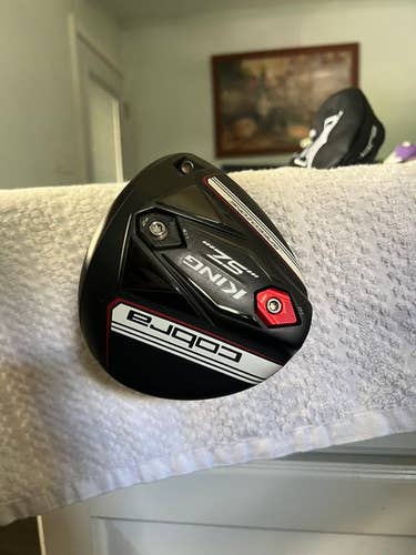 Men's Used Cobra Right Handed King SpeedZone Driver Regular Flex 10.5 Loft