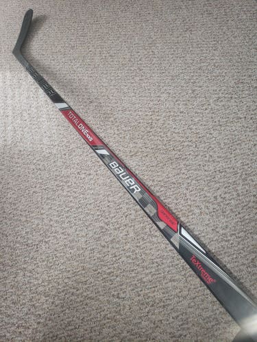 Bauer TotalOne NXG Hockey Stick: Right, PM9, 77 Flex