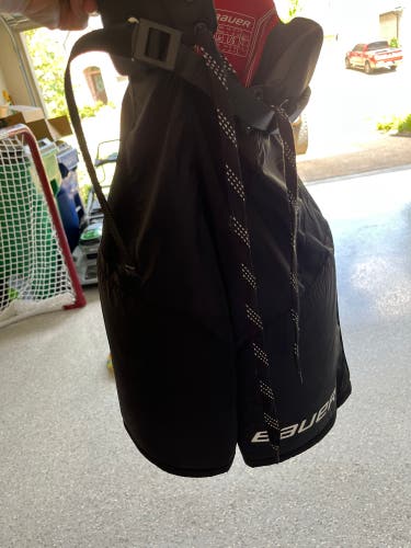 New Junior Large Bauer Nsx Hockey Pants