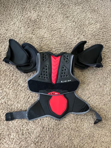 CCM QLT 250 Shoulder Pads