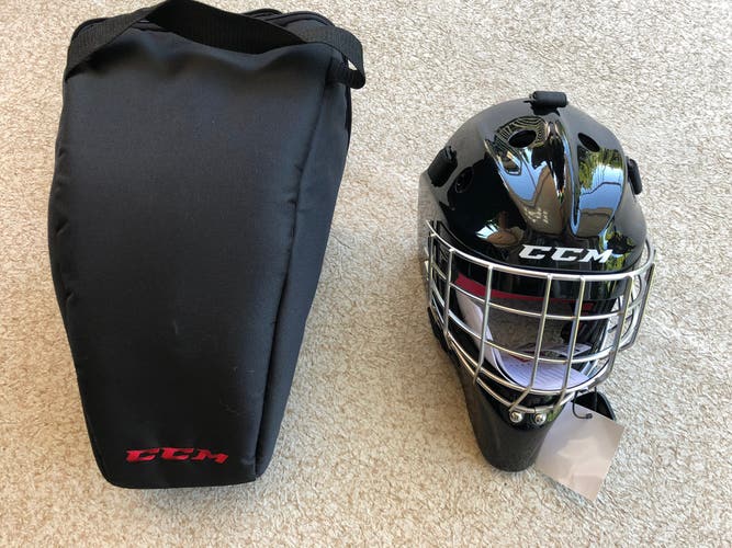 BLK  SIZE SR S Goalie Mask  New CCM 1.9   HECC certification valid until  HECC THE END OF 12-2023