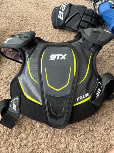 Used Medium STX Stallion 200+ Shoulder Pads