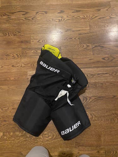 Used Medium Bauer Supreme S27 Hockey Pants