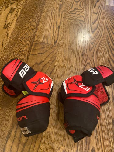 New Medium Bauer Vapor X2.9 Elbow Pads