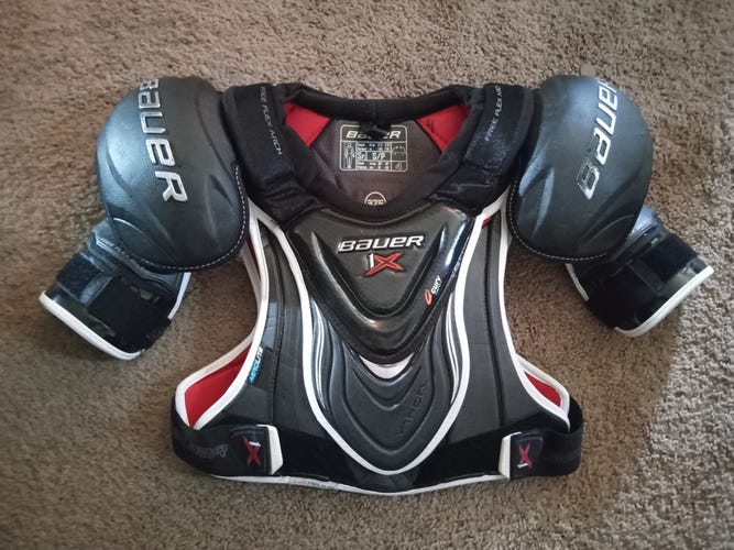 Used Senior Small Bauer Vapor 1X Shoulder Pads Pro Stock
